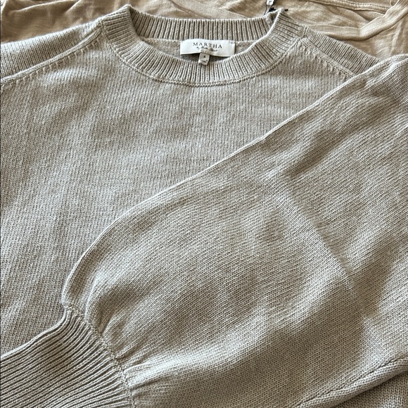 2-TOP BUNDLE Martha Stewart Cotton 3/4 Sleeve Top and Puff-Sleeve Sweater - Picture 6 of 7